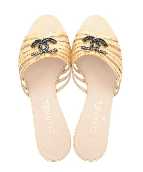 CHANEL（シャネル）サンダル ゴールド サイズ:EU36 1/2(23cm位) レディース/2200605995628