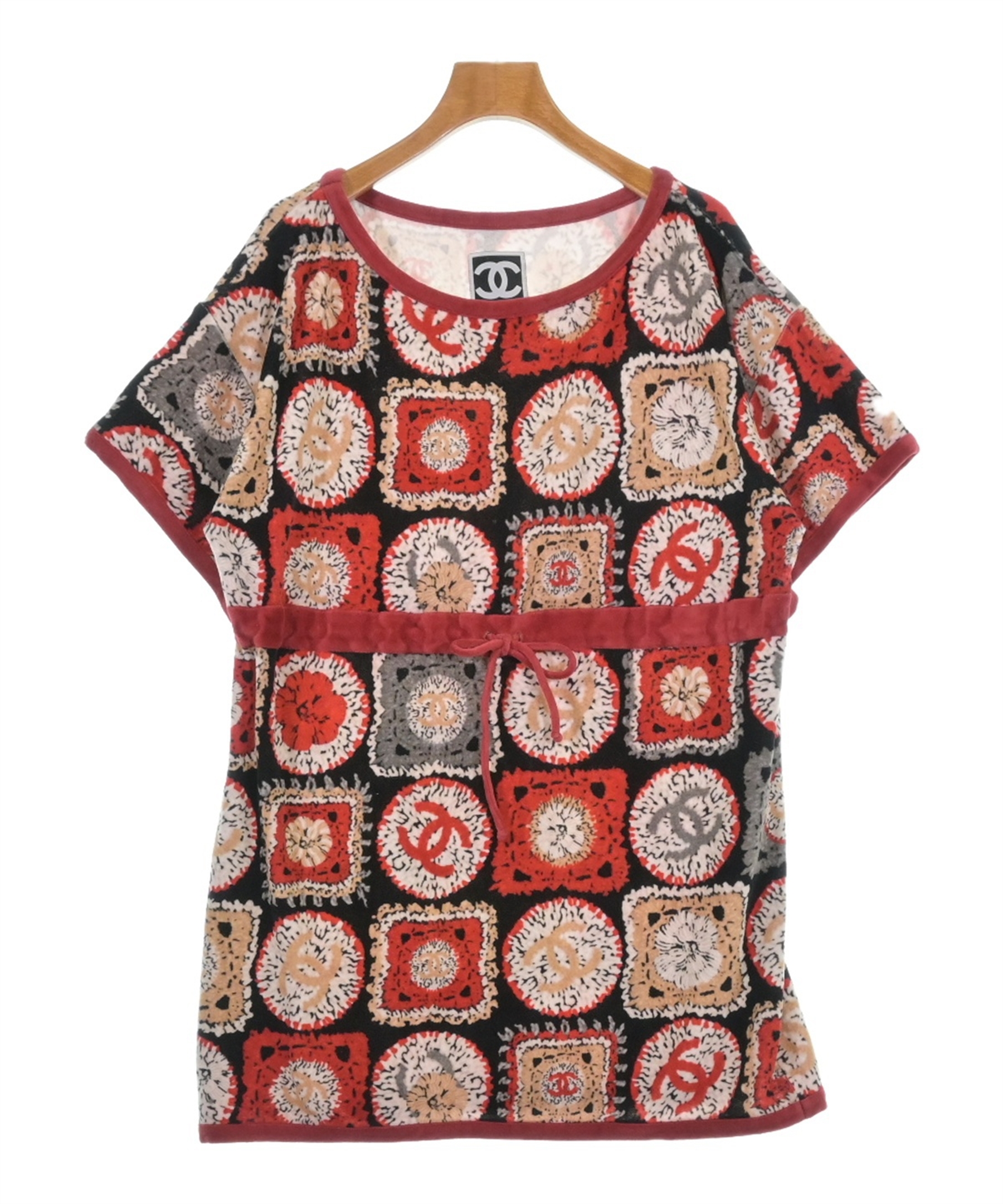 CHANEL（シャネル）Tシャツ・カットソー 赤 サイズ:36(XS位