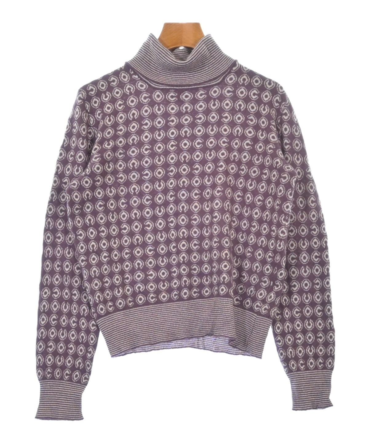 専用美品　CHANEL IDENTIFICATION パープルニットセーター CHANEL（シャネル）ニット・セーター 紫 サイズ:42(M位) レディース
