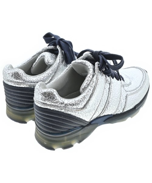 CHANEL（シャネル）スニーカー シルバー サイズ:EU35(21.5cm位) レディース/2200618049288