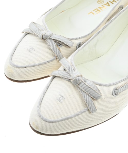 CHANEL（シャネル）モカシン/デッキシューズ 白 サイズ:EU36(22.5cm位) レディース/2200696904011