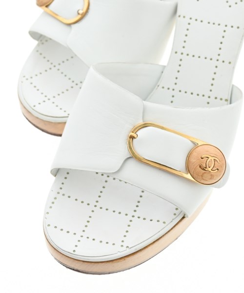 CHANEL（シャネル）サンダル 白 サイズ:37(23.5cm位) レディース/2200699945042