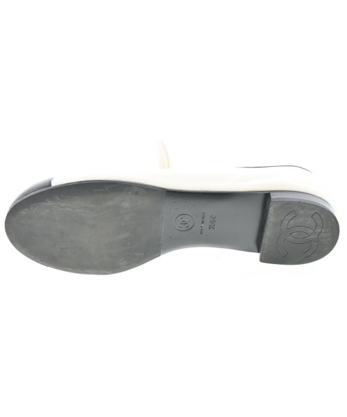 CHANEL（シャネル）パンプス 白 サイズ:EU35 1/2(22cm位) レディース/2200649689170