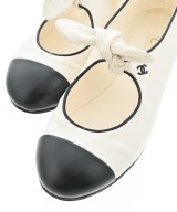 CHANEL（シャネル）パンプス 白 サイズ:EU35 1/2(22cm位) レディース/2200649689170