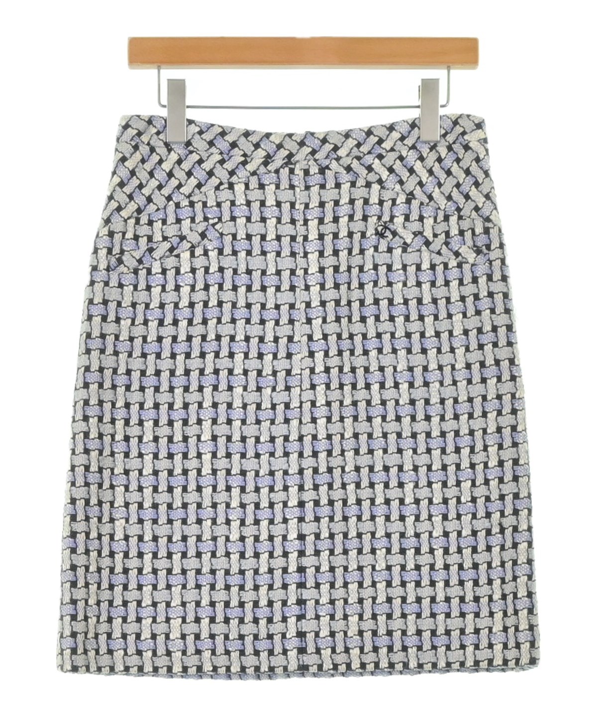 CHANEL（シャネル）ミニスカート 白 サイズ:38(S位) レディース