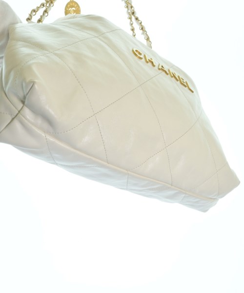 CHANEL（シャネル）ショルダーバッグ 白 サイズ:- レディース/2200716955047
