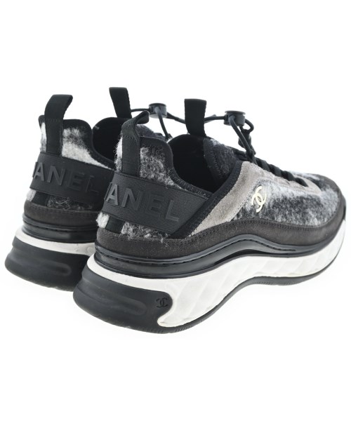 CHANEL（シャネル）スニーカー グレー サイズ:EU39(25.5cm位) レディース/2200648547037