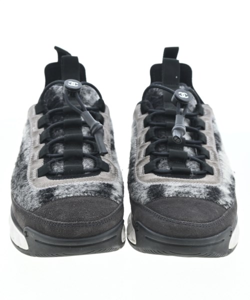 CHANEL（シャネル）スニーカー グレー サイズ:EU39(25.5cm位) レディース/2200648547037