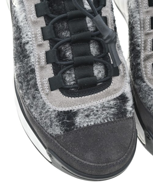 CHANEL（シャネル）スニーカー グレー サイズ:EU39(25.5cm位) レディース/2200648547037