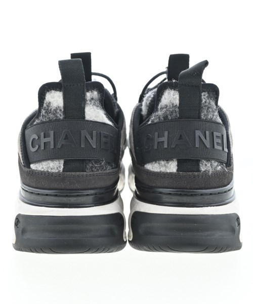 CHANEL（シャネル）スニーカー グレー サイズ:EU39(25.5cm位) レディース/2200648547037