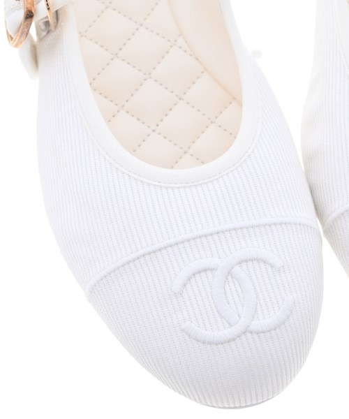 CHANEL（シャネル）パンプス 白 サイズ:EU39 1/2(26cm位) レディース/2200732871017