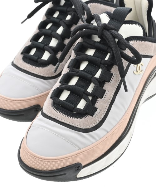 CHANEL（シャネル）スニーカー グレー サイズ:EU38(24.5cm位) レディース/2200716575108