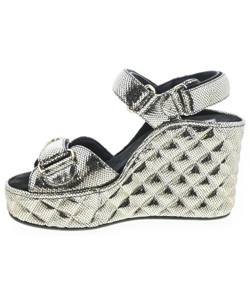 CHANEL（シャネル）サンダル シルバー サイズ:EU38(24.5cm位) レディース/2200724349159