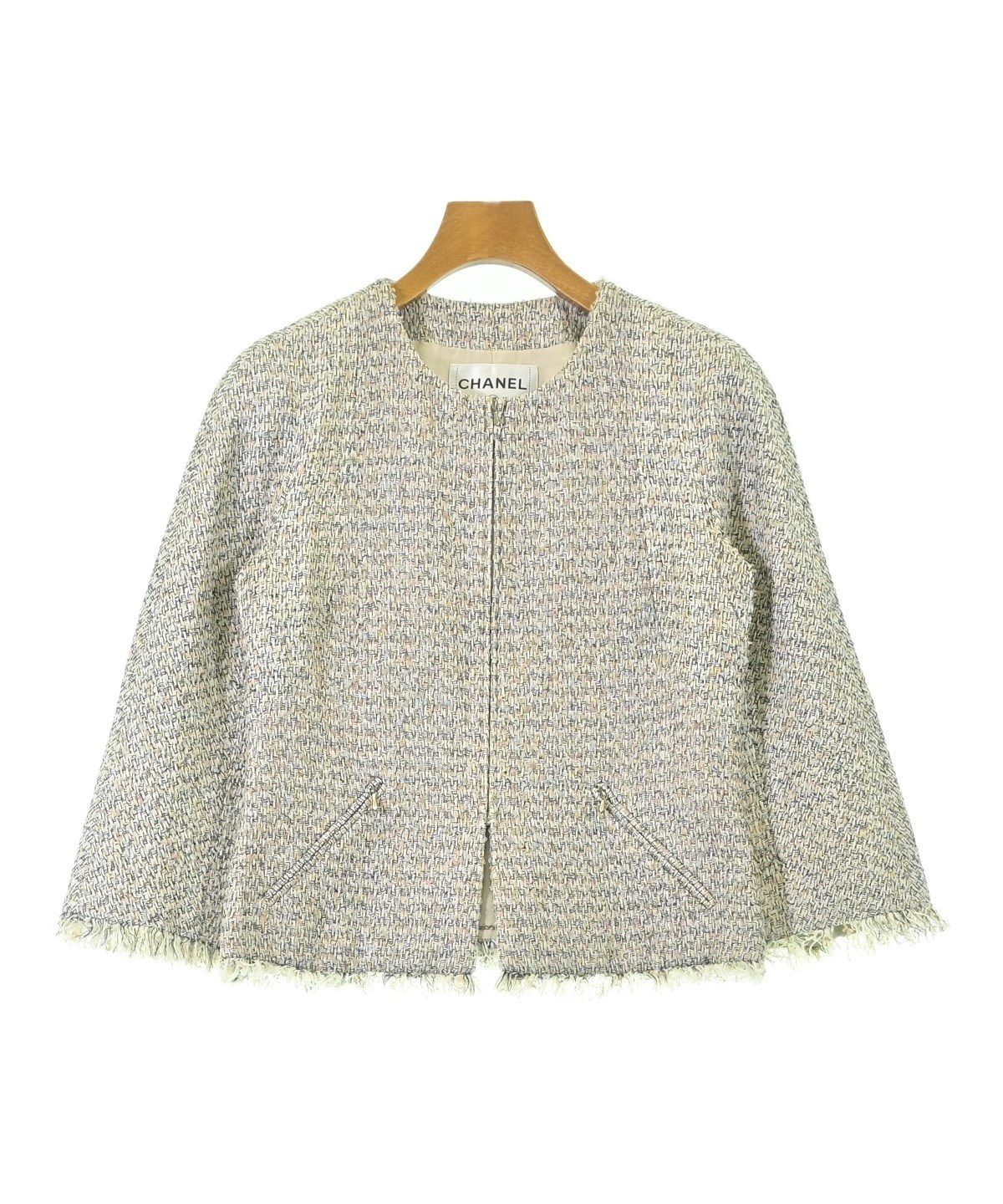 CHANEL（シャネル）ノーカラージャケット 白 サイズ:36(XS位