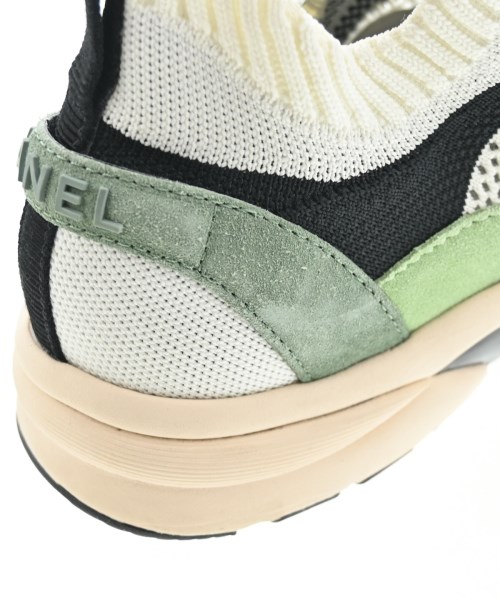 CHANEL（シャネル）スニーカー 緑 サイズ:EU39(25.5cm位) レディース/2200690792010