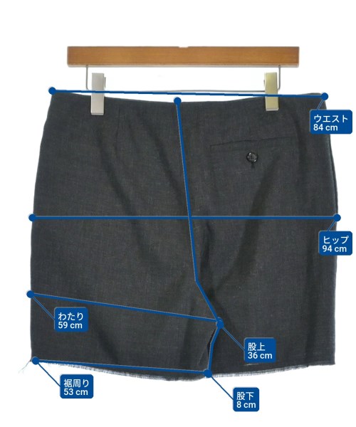 LOEWE（ロエベ）ショートパンツ グレー サイズ:50(XL位) メンズ/2200474140013