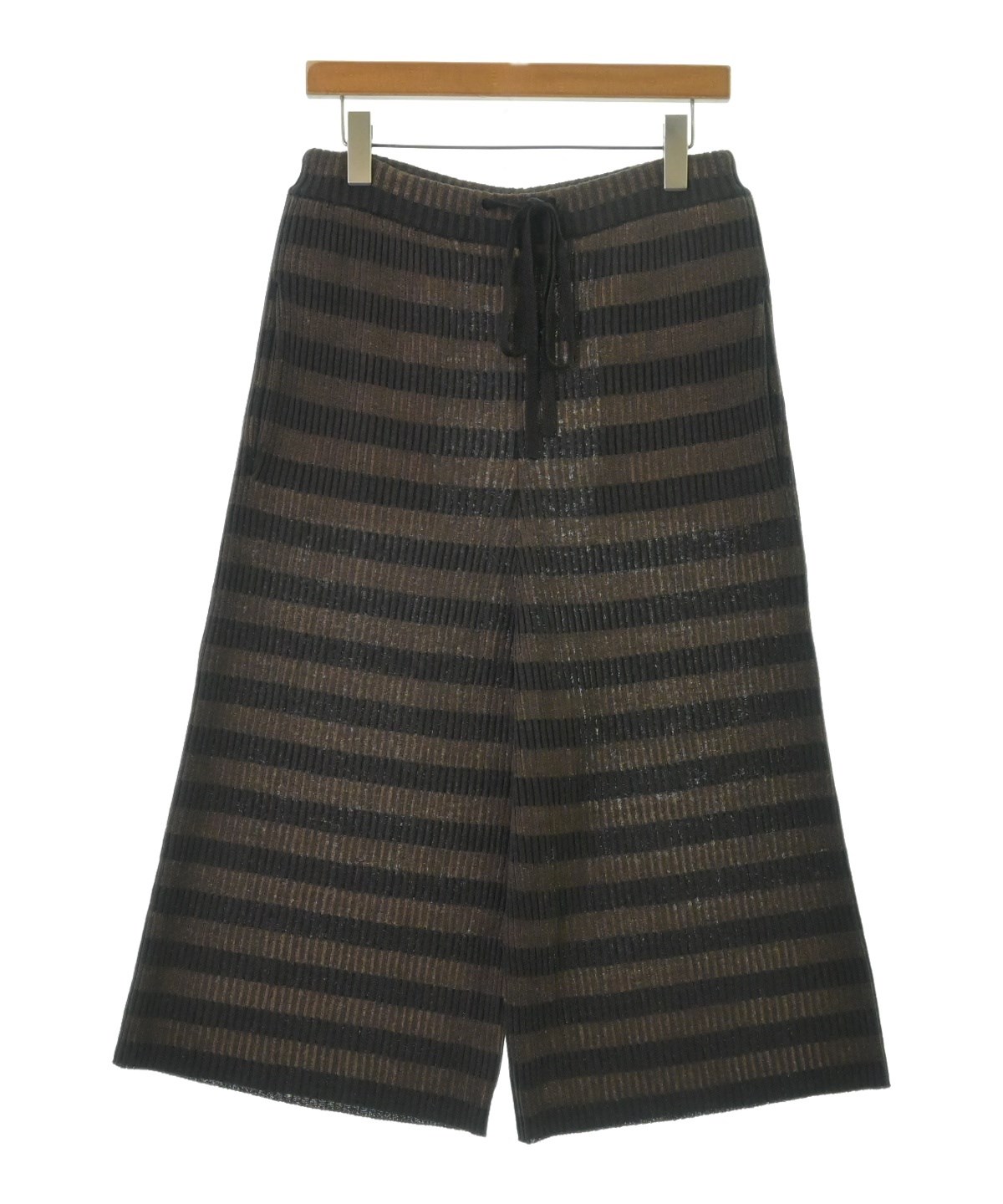 LOEWE（ロエベ）ショートパンツ 茶 サイズ:S メンズ