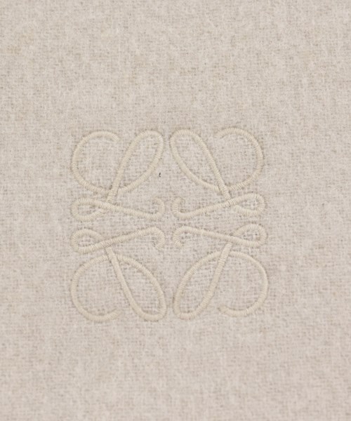 LOEWE（ロエベ）マフラー 白 サイズ:- レディース/2200546972016