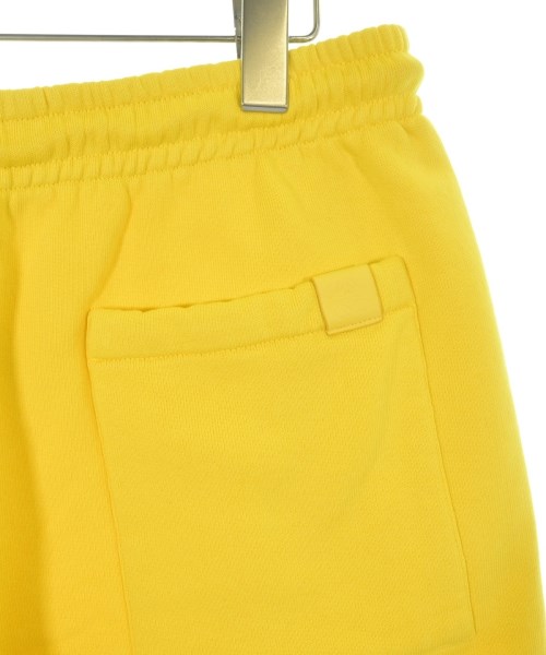 LOEWE（ロエベ）ショートパンツ 黄 サイズ:S メンズ/2200624292036