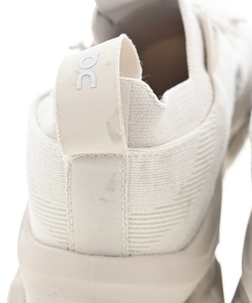 LOEWE（ロエベ）スニーカー ベージュ サイズ:26cm メンズ/2200624386216