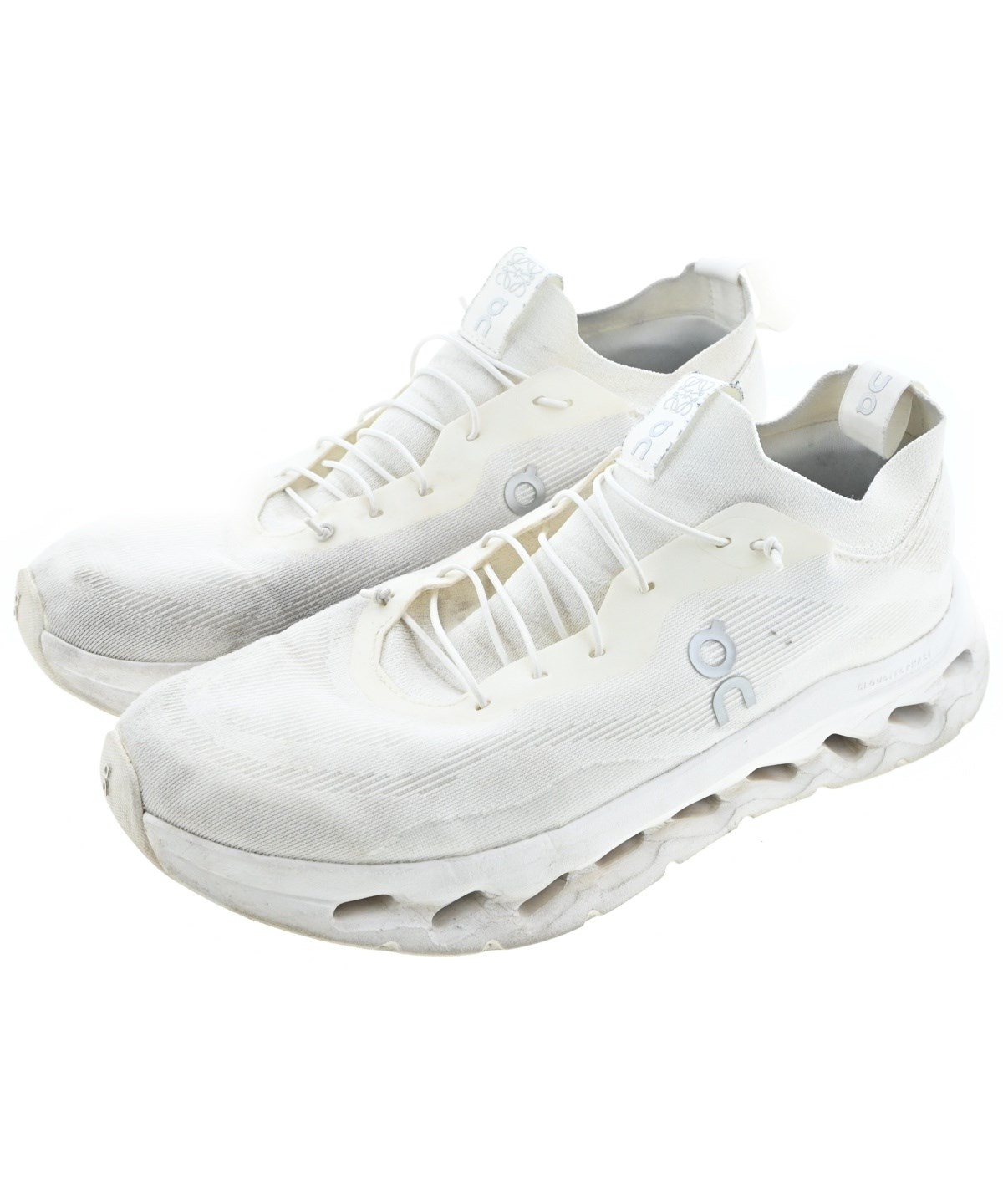 LOEWE（ロエベ）スニーカー 白 サイズ:28.5cm メンズ/2200618019090