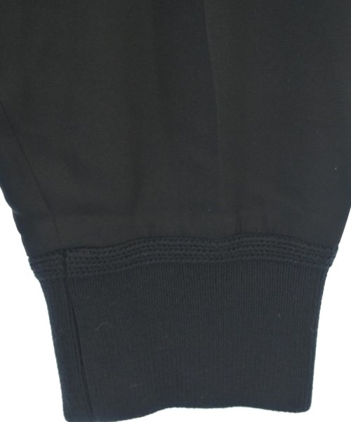 LOEWE（ロエベ）クロップドパンツ 黒 サイズ:34(XXS位) レディース/2200693916284