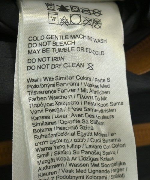 LOEWE（ロエベ）マウンテンパーカー 黒 サイズ:XXS レディース/2200655816010