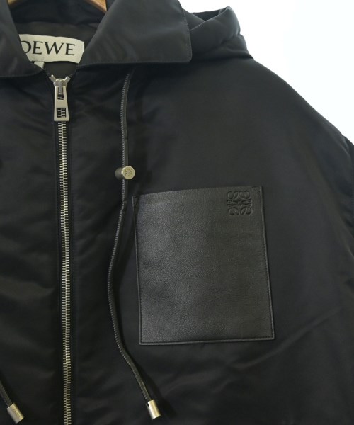 LOEWE（ロエベ）ダウンジャケット/ダウンベスト 黒 サイズ:46(M位) メンズ/2200649644117