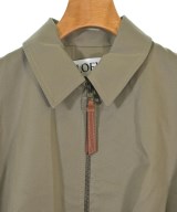 LOEWE（ロエベ）その他 カーキ サイズ:40(M位) レディース/2200664432034