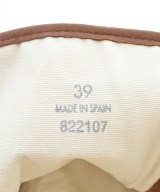 LOEWE（ロエベ）スニーカー ベージュ サイズ:EU39(25.5cm位) レディース/2200664524012