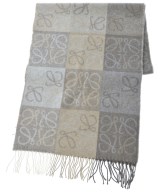 LOEWE（ロエベ）マフラー ベージュ サイズ:- レディース/2200663747115