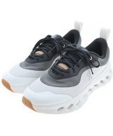 LOEWE スニーカー