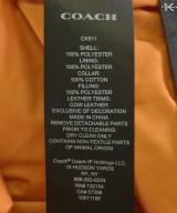 COACH（コーチ）ダウンジャケット/ダウンベスト カーキ サイズ:M メンズ/2200624393023