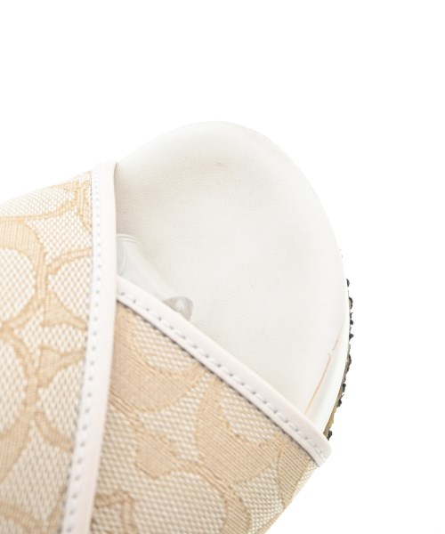 COACH（コーチ）サンダル ベージュ サイズ:US6(23cm位) レディース/2200675436052