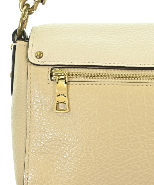 COACH（コーチ）ショルダーバッグ 白 サイズ:- レディース/2200682039048