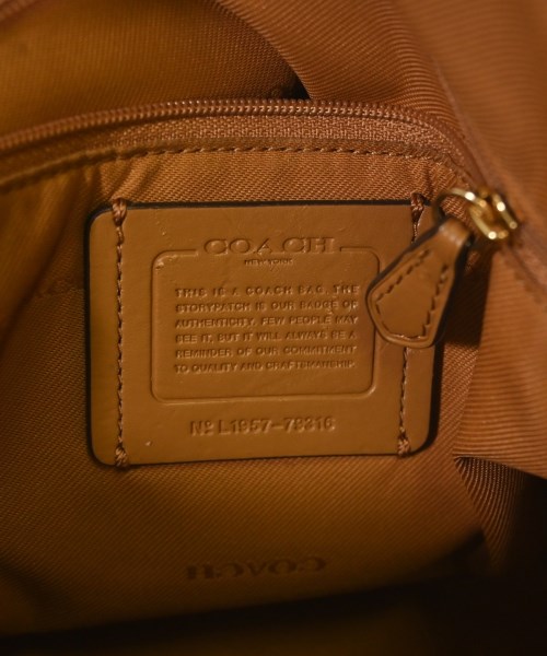 COACH（コーチ）ショルダーバッグ 白 サイズ:- レディース/2200685857014