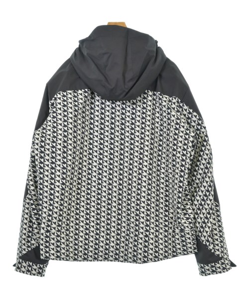 LOUIS VUITTON（ルイヴィトン）マウンテンパーカー 黒 サイズ:58(XXXXL位) メンズ/2200518430063