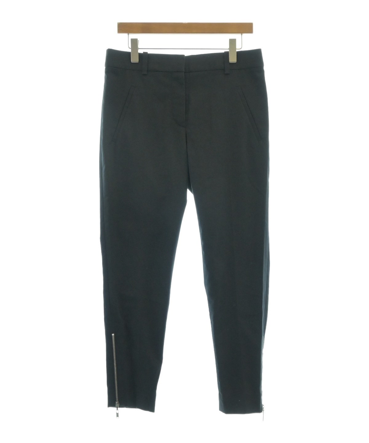 You 未着用 ルイヴィトン ベージュ フレアパンツ 黒パンツ You 未着用