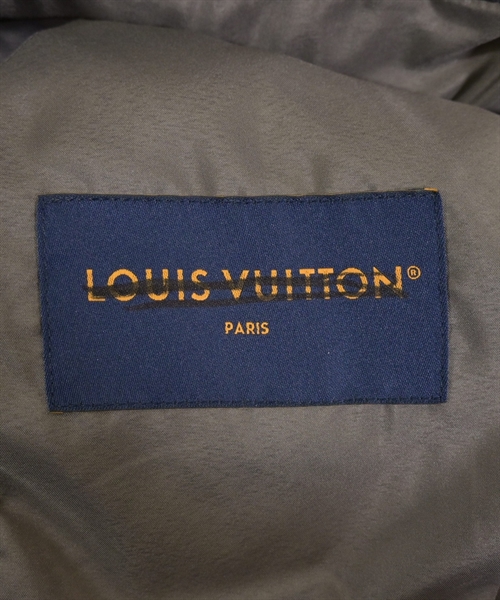 LOUIS VUITTON（ルイヴィトン）ダウンジャケット/ダウンベスト グレー サイズ:56(XXL位) メンズ/2200510685157