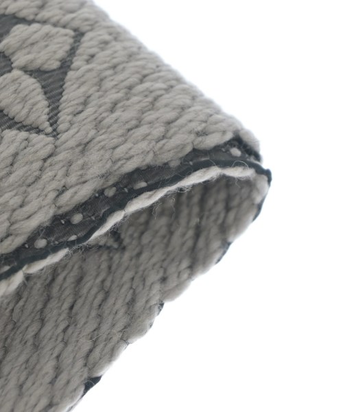 LOUIS VUITTON（ルイヴィトン）マフラー グレー サイズ:- レディース/2200635640031