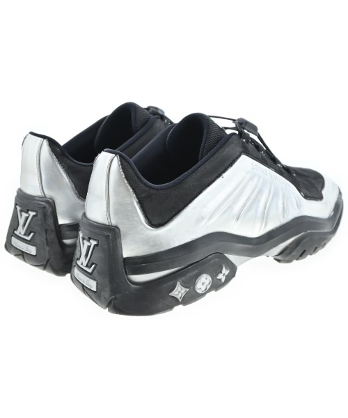 LOUIS VUITTON（ルイヴィトン）スニーカー シルバー サイズ:UK7 1/2(26cm位) メンズ/2200643130128