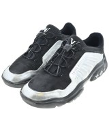 LOUIS VUITTON（ルイヴィトン）スニーカー シルバー サイズ:UK7 1/2(26cm位) メンズ/2200643130128