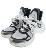 LOUIS VUITTON（ルイヴィトン）スニーカー グレー サイズ:EU38(24.5cm位) レディース/2200633185091