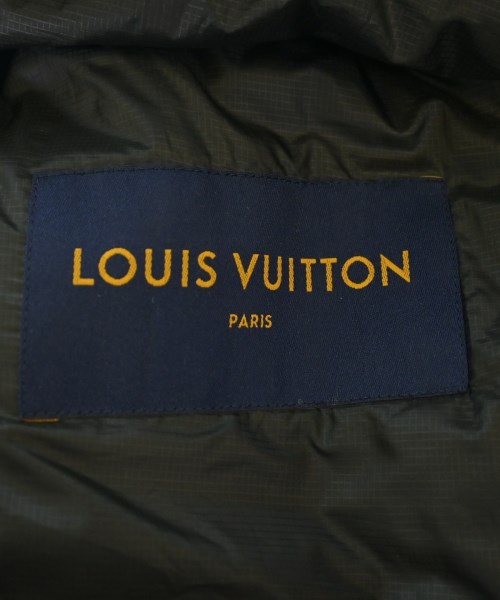 LOUIS VUITTON（ルイヴィトン）ダウンジャケット/ダウンベスト カーキ サイズ:50(XL位) メンズ/2200698567085