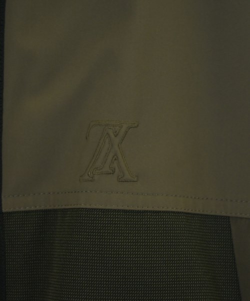 LOUIS VUITTON（ルイヴィトン）ダウンジャケット/ダウンベスト カーキ サイズ:50(XL位) メンズ/2200698567085