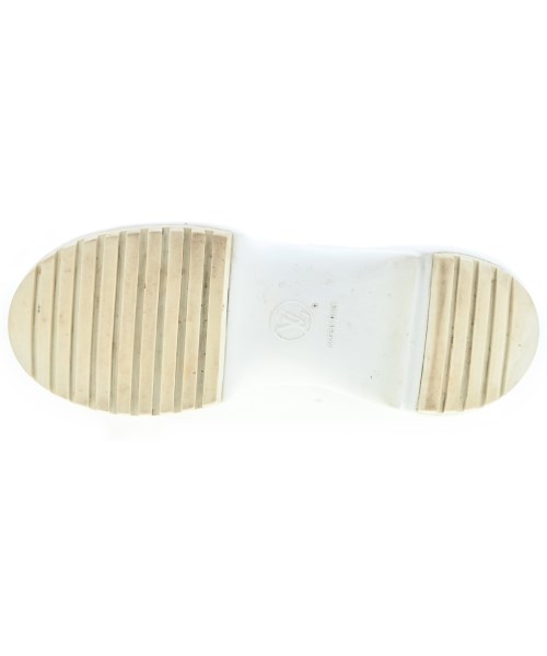 LOUIS VUITTON（ルイヴィトン）スニーカー グレー サイズ:EU40(26.5cm位) レディース/2200717324019