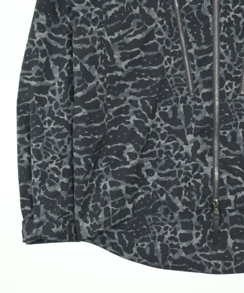 LOUIS VUITTON（ルイヴィトン）マウンテンパーカー グレー サイズ:48(L位) メンズ/2200704435117