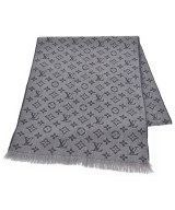 LOUIS VUITTON（ルイヴィトン）マフラー グレー サイズ:- メンズ/2200709003038
