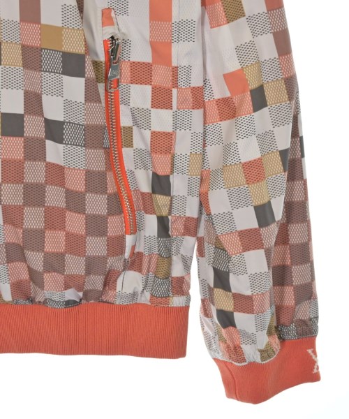 LOUIS VUITTON（ルイヴィトン）マウンテンパーカー 白 サイズ:46(M位) メンズ/2200709381426