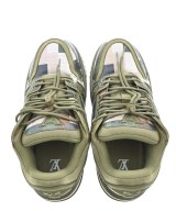 LOUIS VUITTON（ルイヴィトン）スニーカー カーキ サイズ:UK7(25.5cm位) メンズ/2200667199019